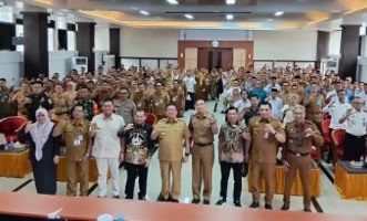 Mewakili Gubernur Sulsel, Kadis Nakertrans Jayadi Nas menekankan penguatan SDM dan ekonomi daerah dalam Musrenbang Takalar 2027.