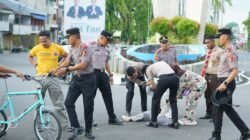 Sisi Humanis Polisi Terlihat, 7 Siswa Inspektur Sigap Bantu Korban Laka
