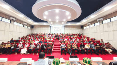 Weekly Meeting Pemkab Takalar Berlangsung hingga 22.30 WITA, Bupati Tekankan Pelayanan Terbaik untuk Masyarakat