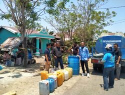 Pemantik Indonesia Salurkan Bantuan Air Bersih untuk Warga Bontoparang